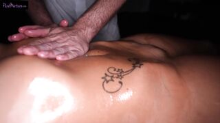 Jacuzzi Massage Leads to Deepthroat Pleasure with Busty MILF